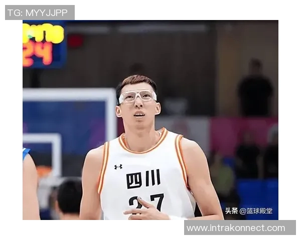 CBA最新动态周琦胡金秋感人故事山西签约国手方硕坚定拒绝退役