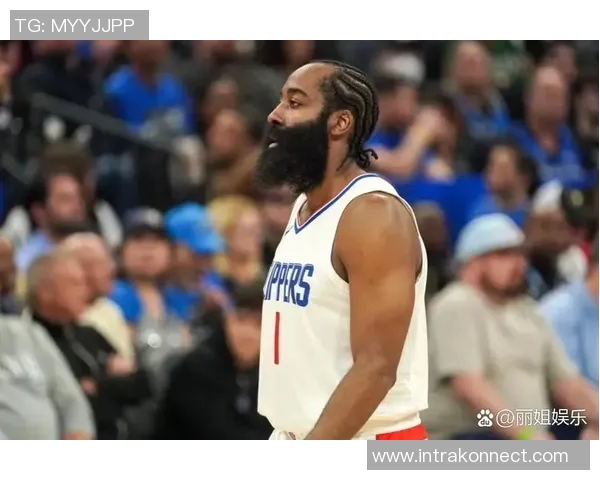 哈登领衔快船胜勇士锁定西部第五库里虽砍36分难救主