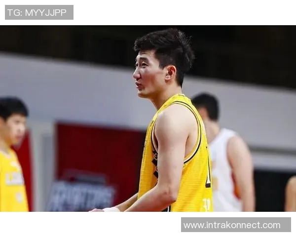 孙铭徽单节狂砍16分全场28分9助攻强势回应为自己正名